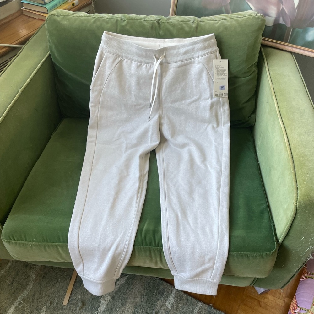 NWT Lululemon Scuba Joggers